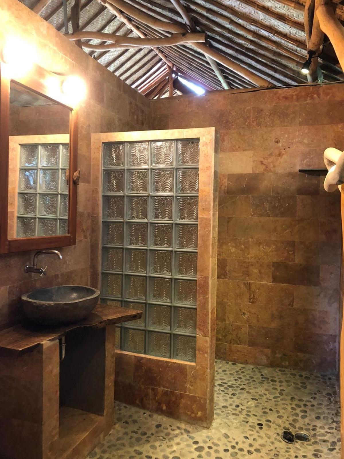 Hotel Yoga Bale House Karangasem Esterno foto