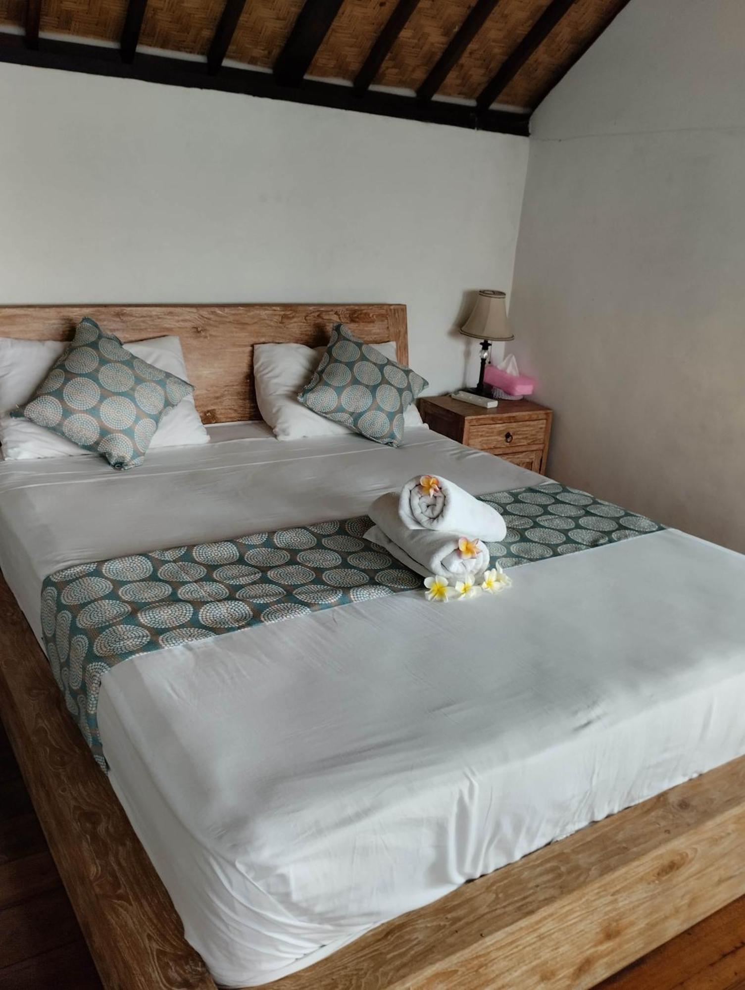 Hotel Yoga Bale House Karangasem Esterno foto